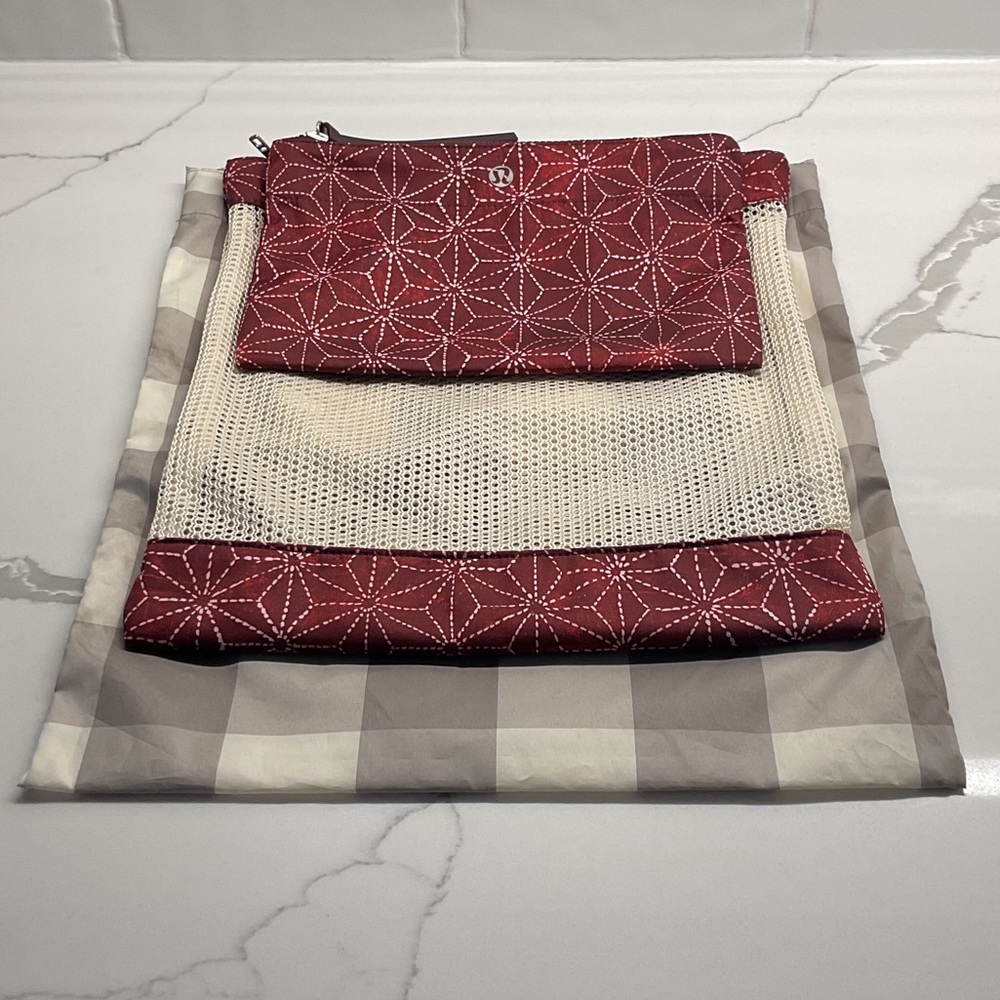 ♥️ FINAL PRICE ♥️ Vintage Lululemon Burgundy and Grey Check Geometric Pouch Set